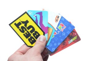 How to choose the best gift card and get the most out of your money?